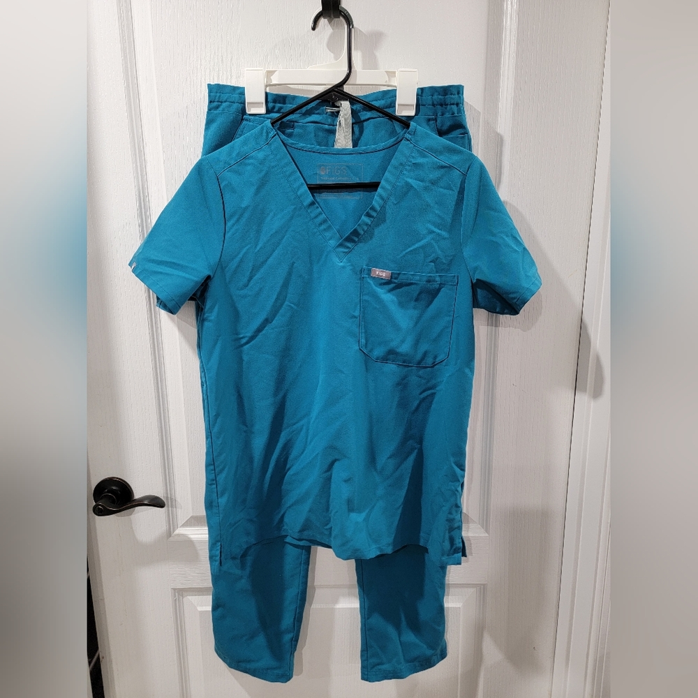 Figs pacific blue scrubs